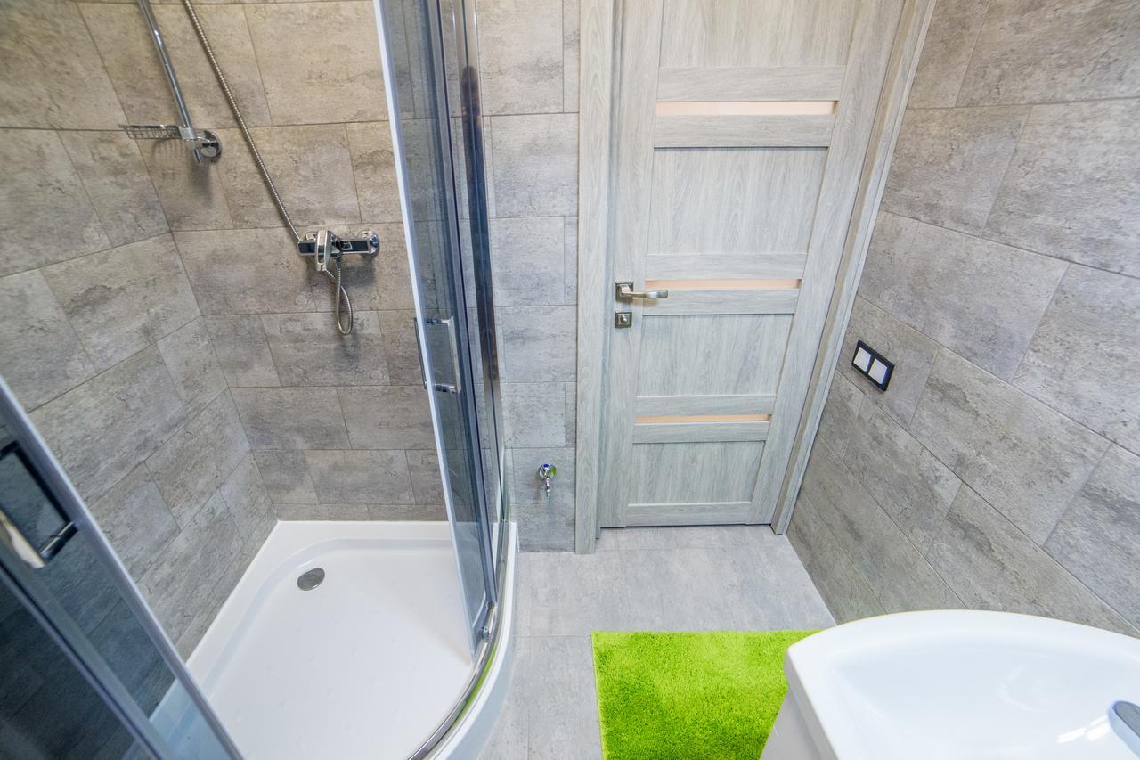 Apart Hotel On Rynok Square Лвив Екстериор снимка