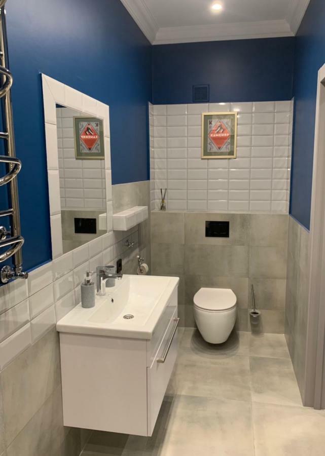 Apart Hotel On Rynok Square Лвив Екстериор снимка